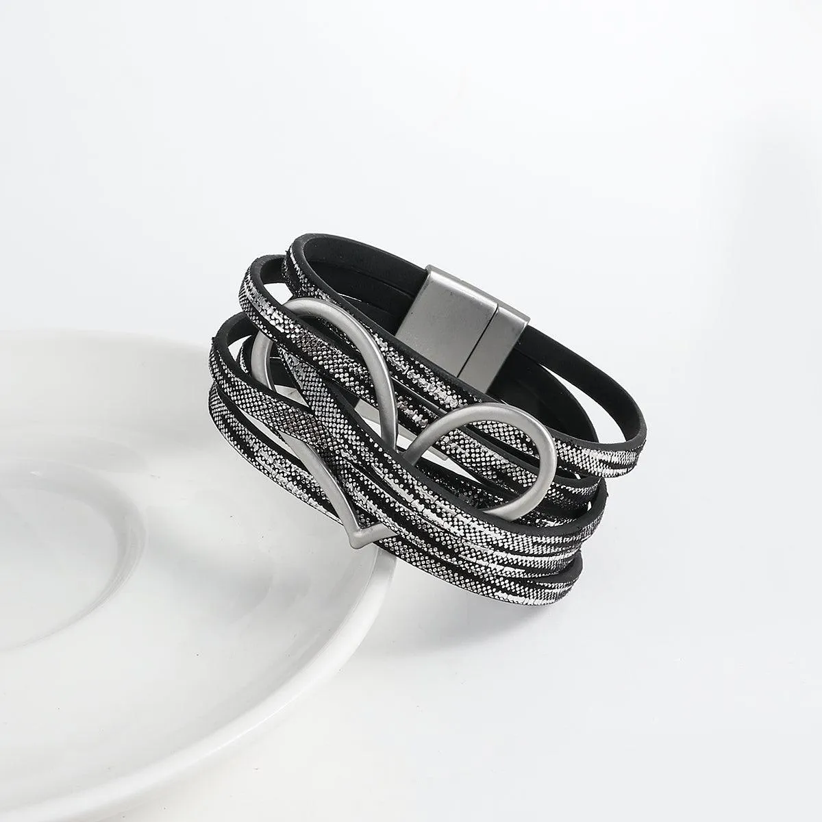 'Big Heart' Charm Cuff Bracelet - black