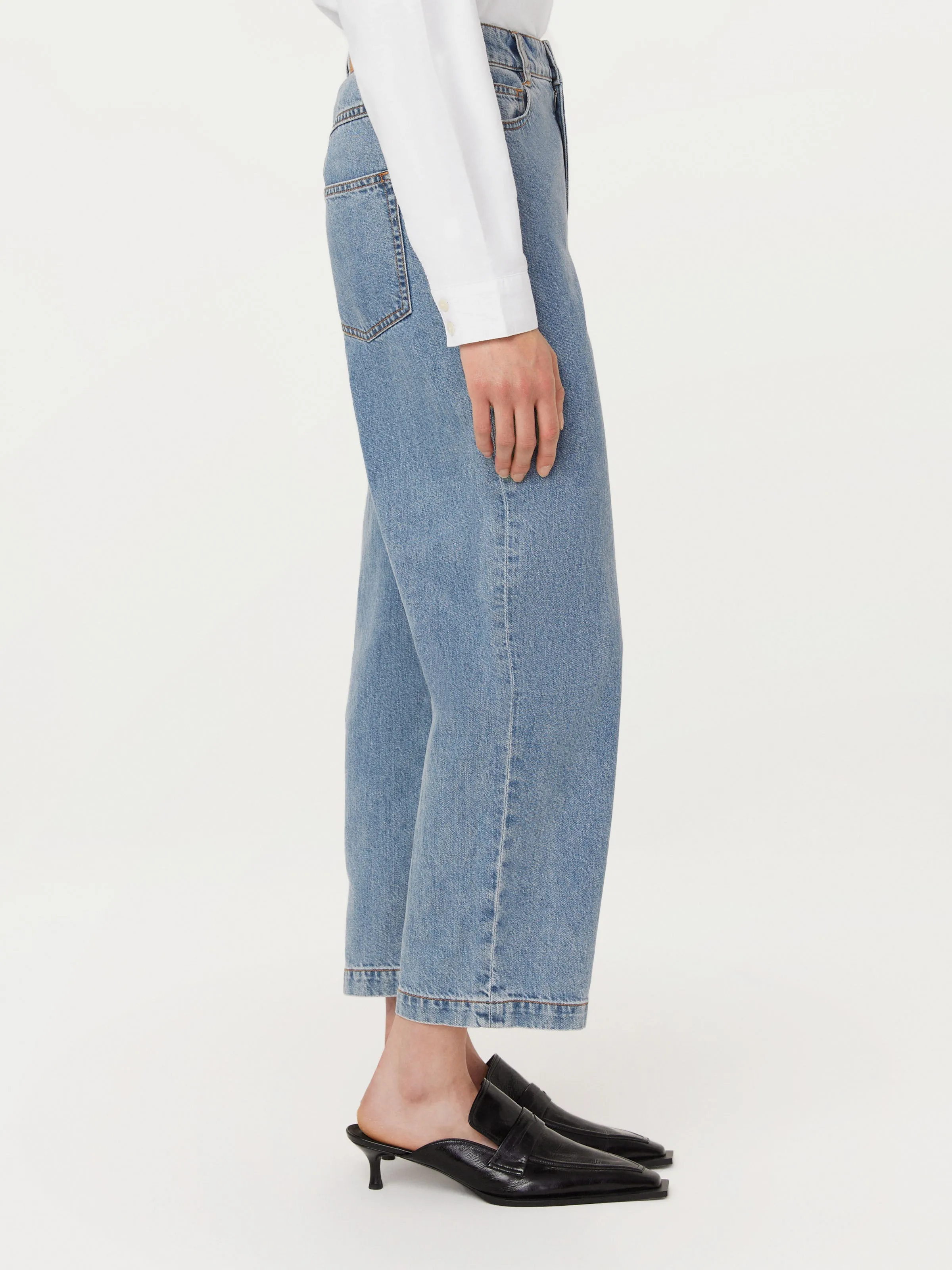 The Janis Wide Balloon Jean in Light Wash